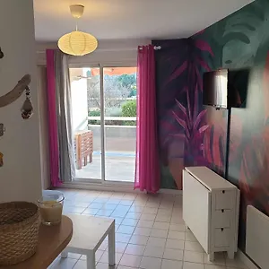  Appartement Idéal En Amoureux Rez De Jardin Proche